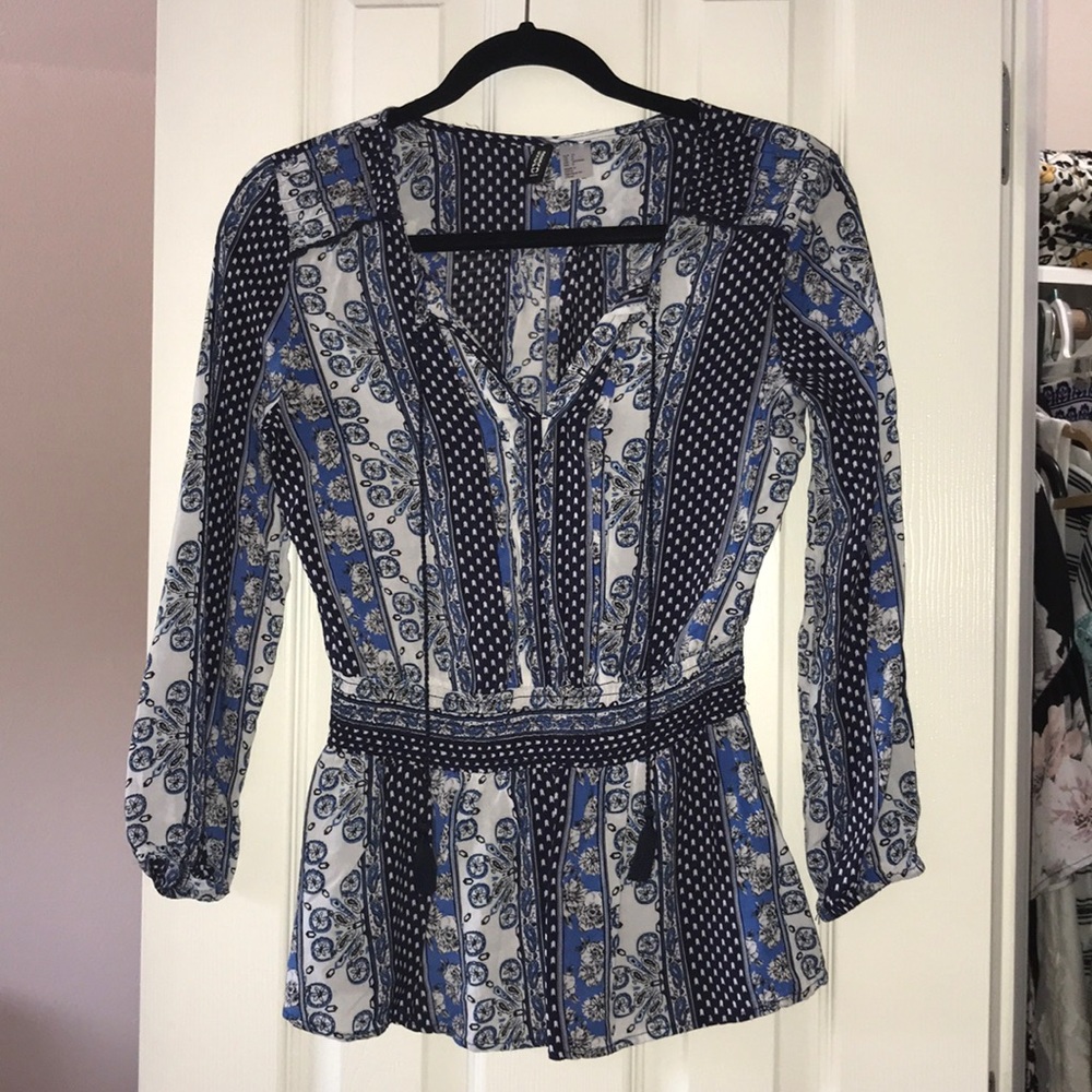 H&M summer-ready blouse